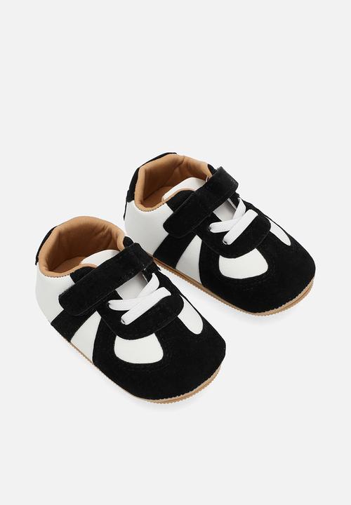 Pop Candy - Lace velcro sneakers - black & white