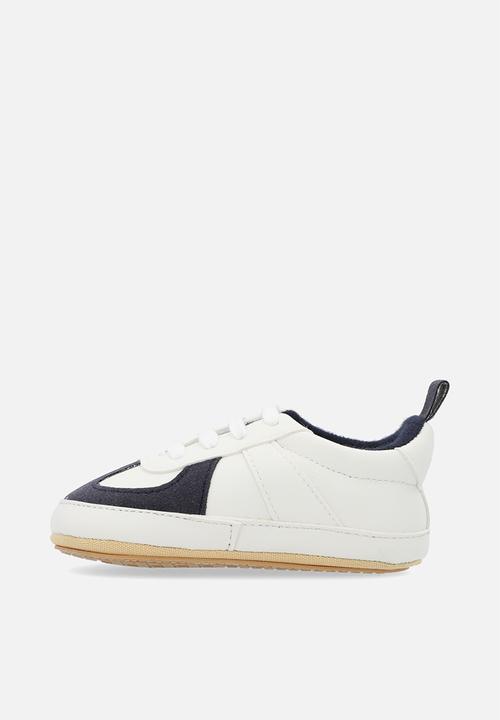 Pop Candy - Lace up lo top sneakers - white & navy