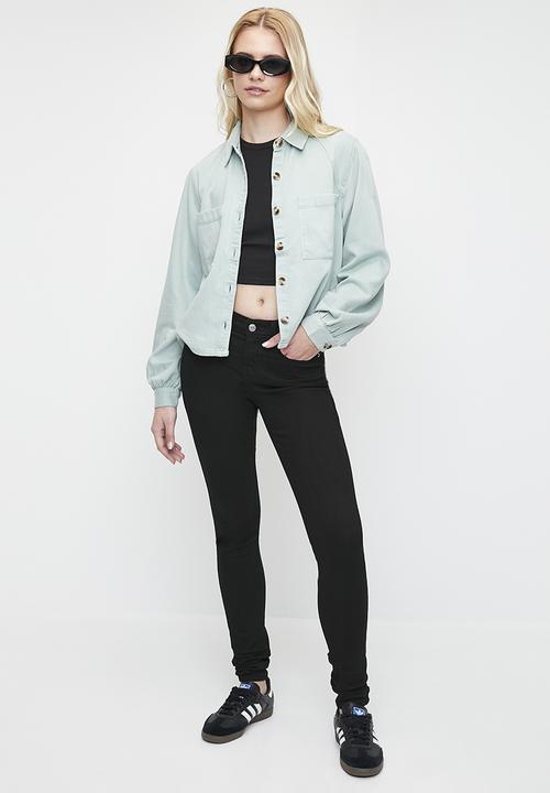 Levi’s® - Curvy Skinny - Soft Black Za