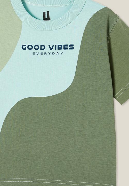 Cotton On - Jonny short sleeve graphic print tee - barber blue/swag green wave good vibes