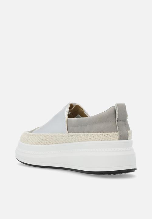 Butterfly Feet - Senhora 17 slip-on - silver