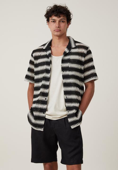 Cotton On - Linen pleat short - black 