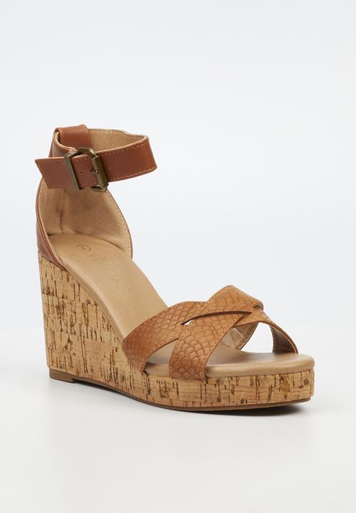 Miss Black - Bordo 1 wedge - camel