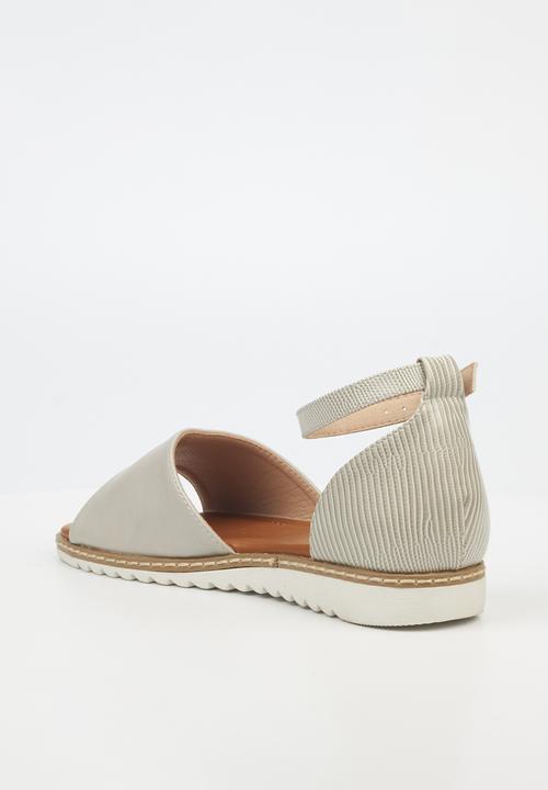 Butterfly Feet - Walnut 2 ankle strap - grey