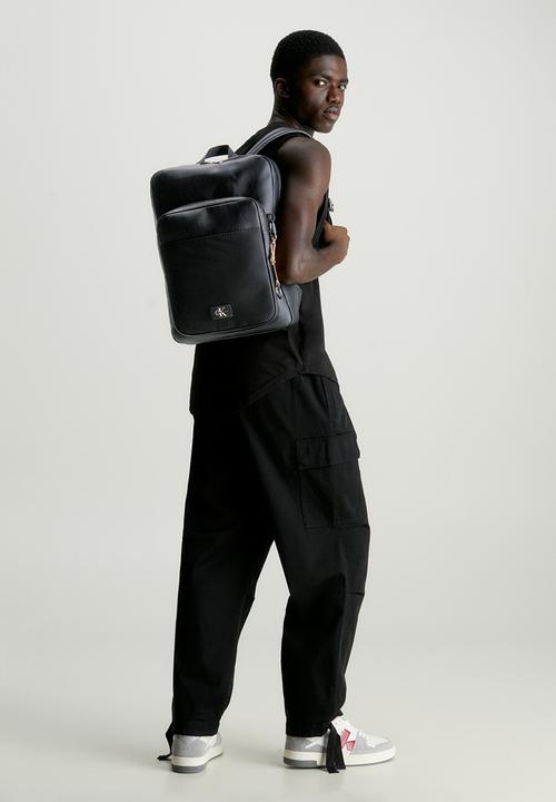 Calvin Klein - MILAN