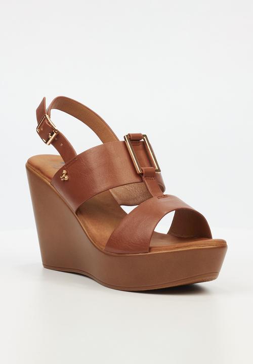 Butterfly Feet - Allora 1 wedge - tan
