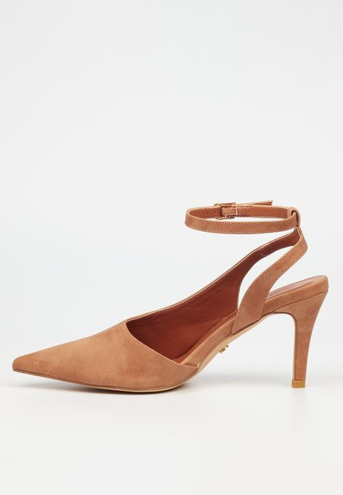 Butterfly Feet - Lively 8 ankle strap - tan