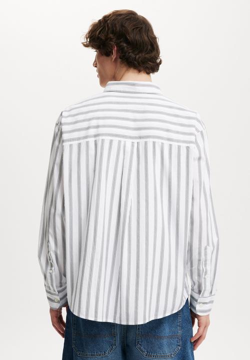 Cotton On - Loose fit long sleeve shirt - white stripe