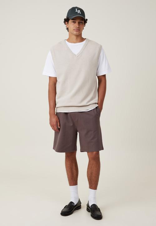 Cotton On - Oversized fleece short - washed chocolate