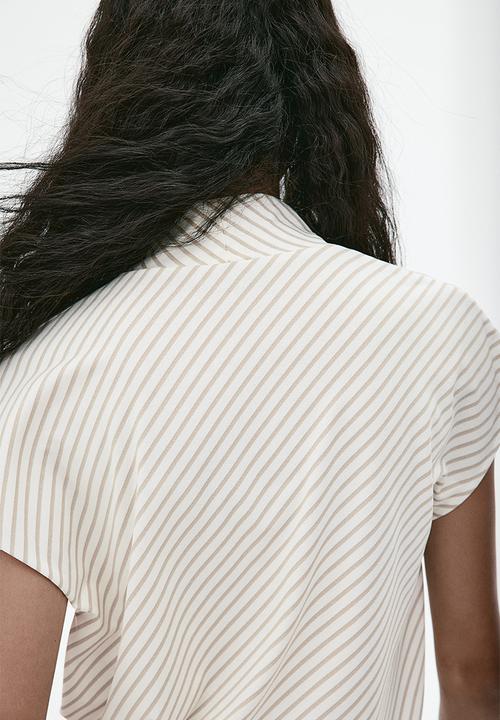 H&M - V-neck top - cream & beige striped