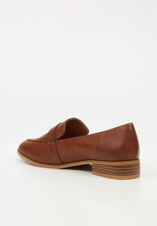 Butterfly Feet - Kerene 5 loafer - tan