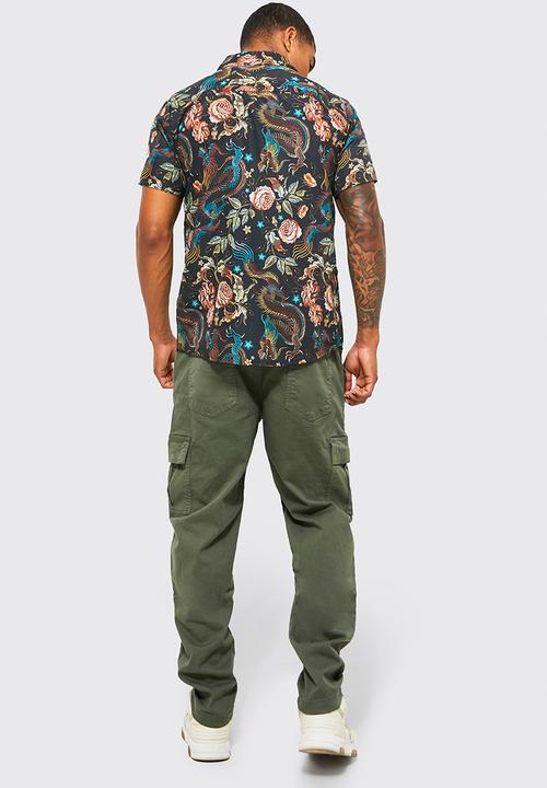 boohooMAN - Dragon Print Short Sleeve Shirt - Black