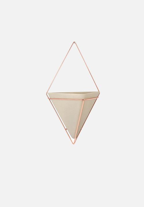 Umbra - Trigg wall vessel 