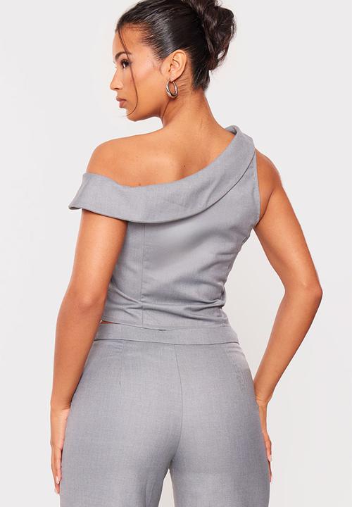 PrettyLittleThing - Woven Asymmetric Button Up Tailored Top - Light Grey