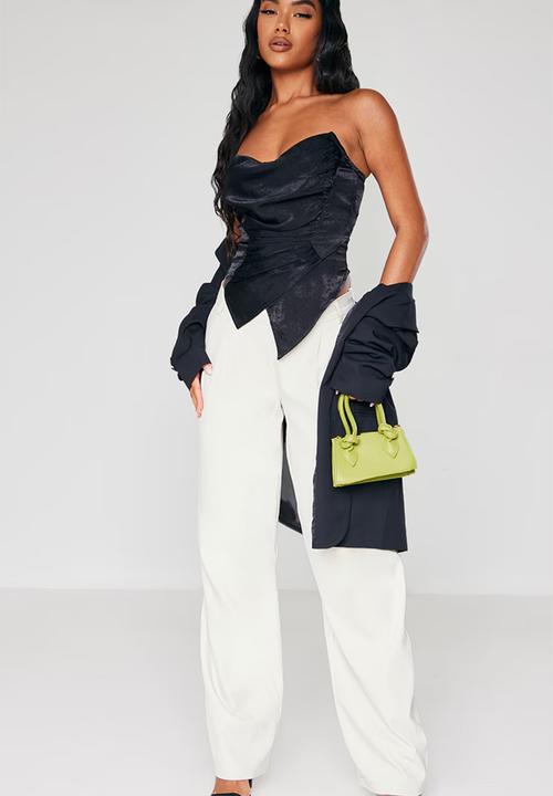 PrettyLittleThing - Hammered Satin Asymmetric Pointed Hem Corset - Black