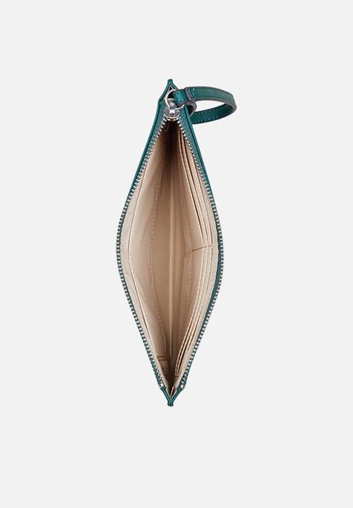 GUESS - Haddington wristlet - emerald