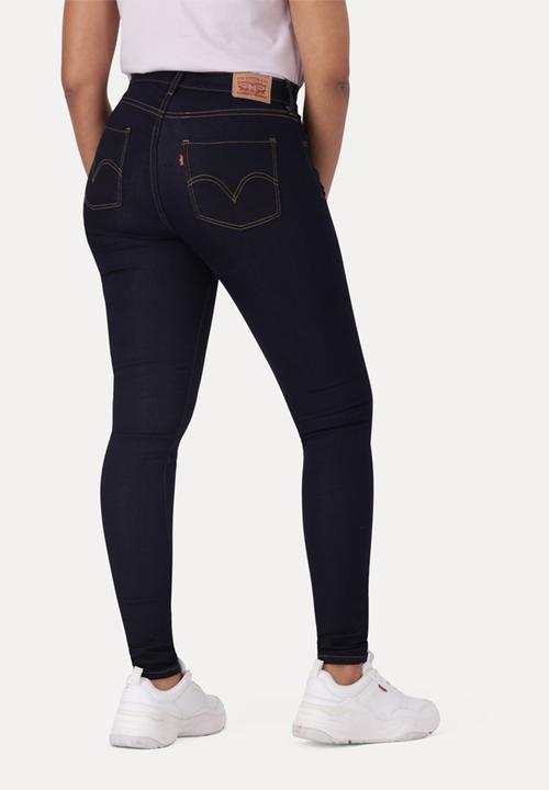 Levi’s® - Curvy super skinny - cast shadows