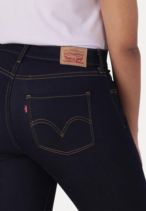Levi’s® - Curvy super skinny - cast shadows