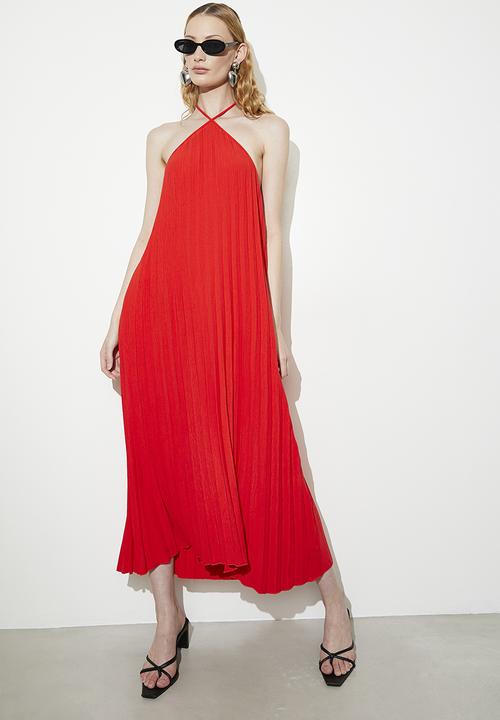 VELVET - pleated trapeze midi dress - red.