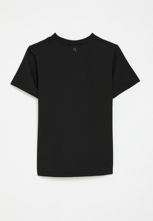 SOVIET - Boys v-neck fashion tee - black