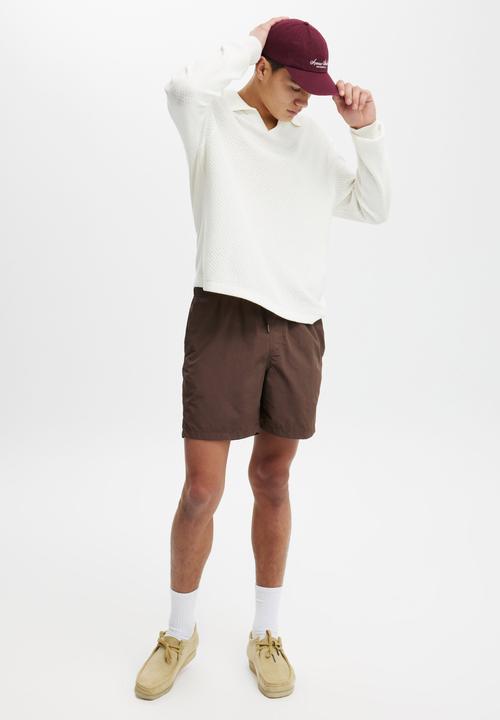 Cotton On - Street short - chocolate