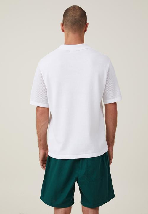 Cotton On - Easy short - ivy green texture