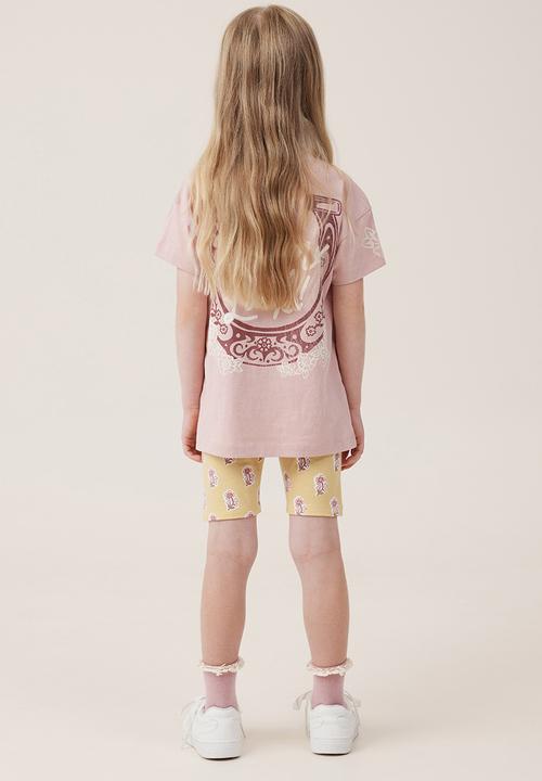Cotton On - Hailey bike short - raffia/flora flower stamp