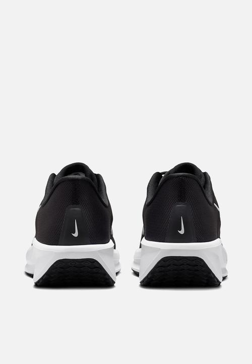 Nike - Quest 6