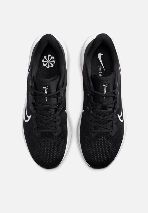 Nike - Quest 6