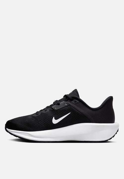 Nike - Quest 6