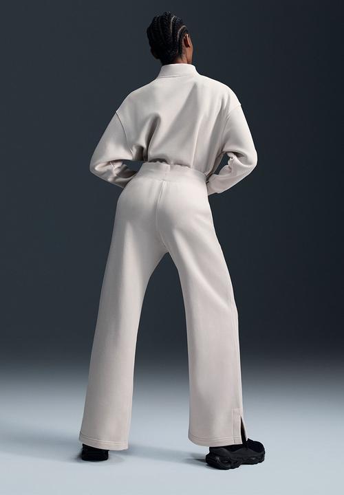Nike - Nike Sportswear Phoenix Wide Pant - lt orewood brn