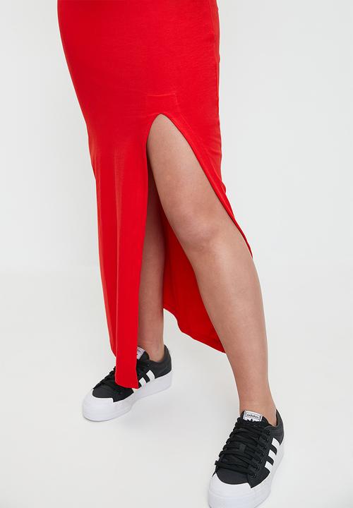 V-Neck Dress W - Red