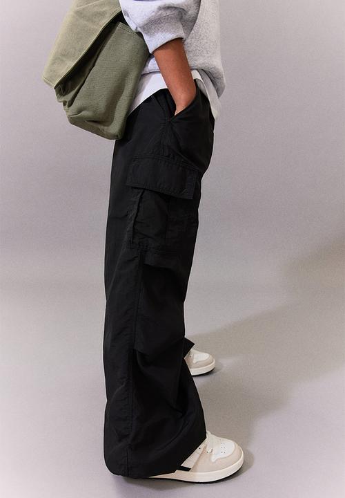 H&M - Nylon parachute trousers - black