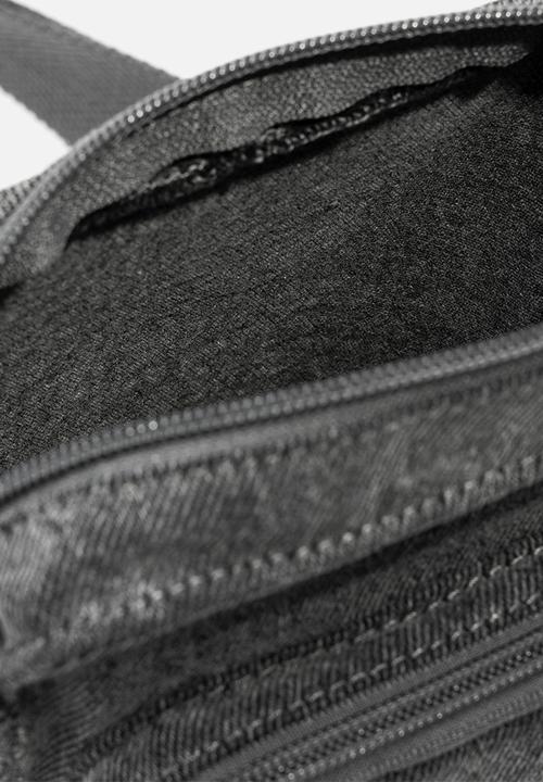 Levi’s® - Small ns zip crossbody 56 - dark grey
