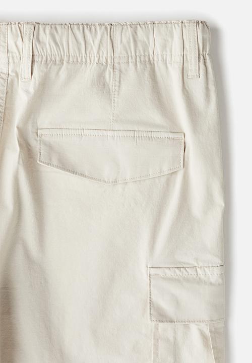 H&M - Regular fit ripstop cargo trousers - beige