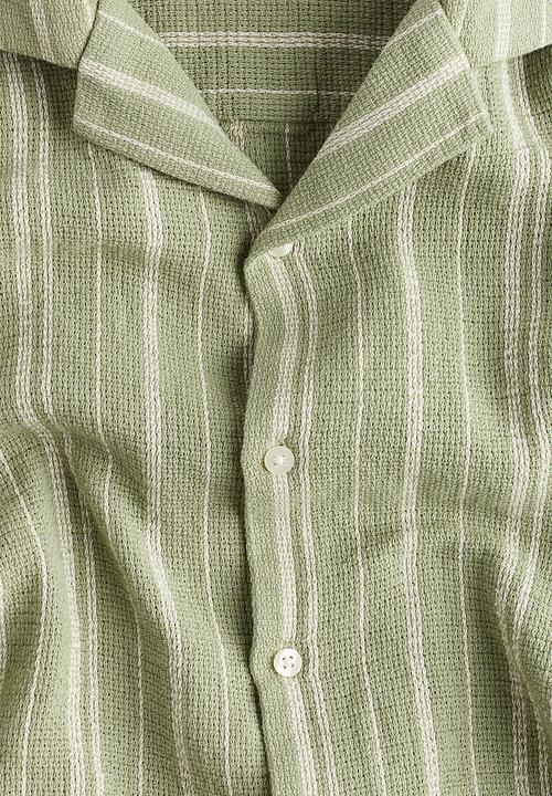 H&M - Regular fit textured-knit resort shirt - khaki green