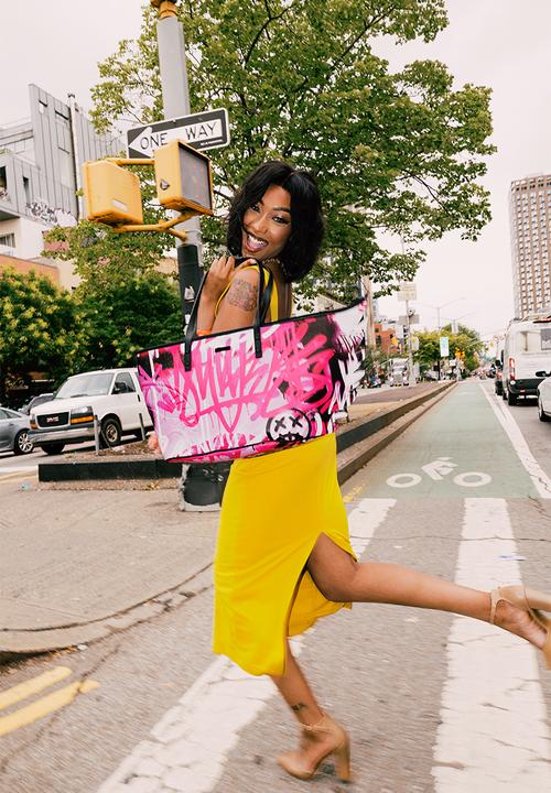 Sprayground - Pink graff city winged tote - pink
