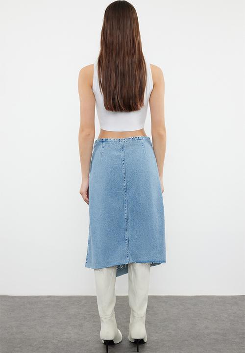 Trendyol - Tasseled midi denim skirt - blue 