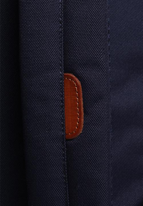 Herschel Supply Co. - Pop Quiz