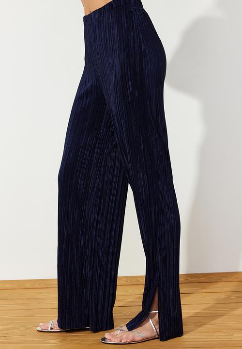 Trendyol - Pleated Wide Cut Shirt and Trousers Knitted Bottom Top Set - Navy Blue