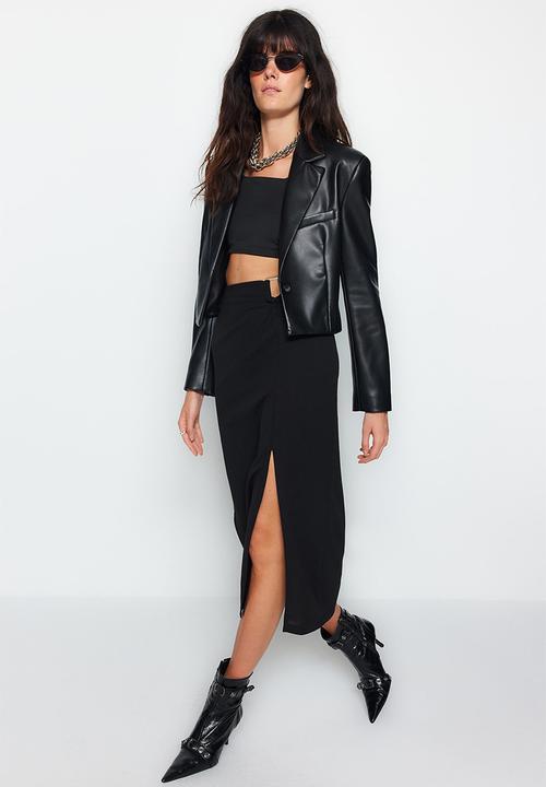 Trendyol - Crepe buckle maxi elastic knitted skirt with slit detail - black