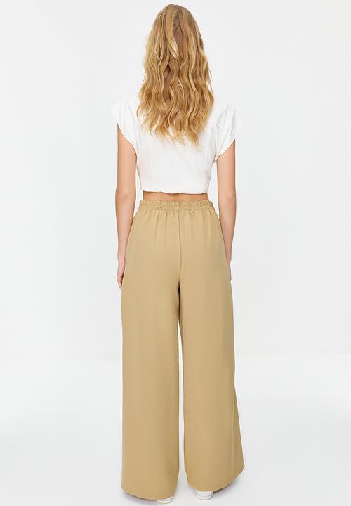 Trendyol - Wide leg woven trousers with side buttons - beige 