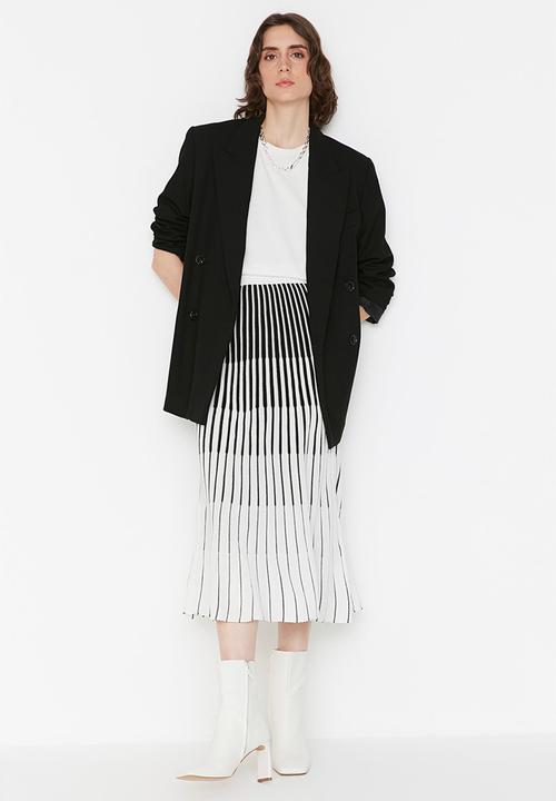 Trendyol - Midi color block knitwear skirt - black/white