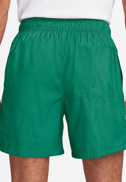 Nike - Nike Club Men's Woven Flow Shorts - malachite/white