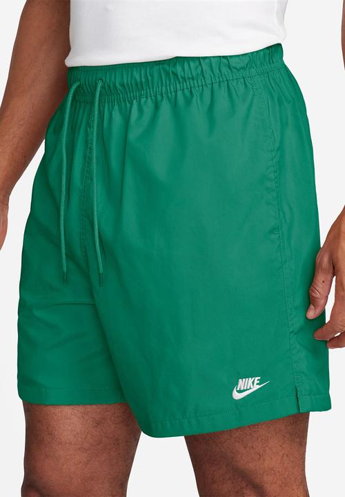 Nike - Nike Club Men's Woven Flow Shorts - malachite/white
