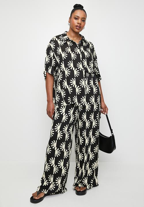 Me&B - Plus Easy Elasticated Wide Leg Pants In Sun Stripe - Sunstripe
