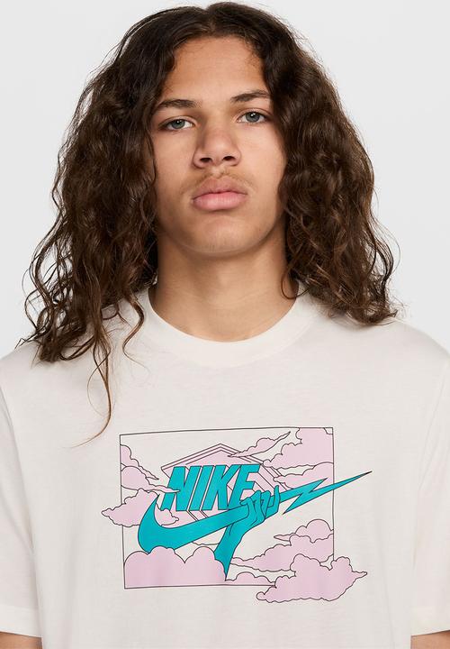 Nike - Nike Club Men's T-Shirt  - sail