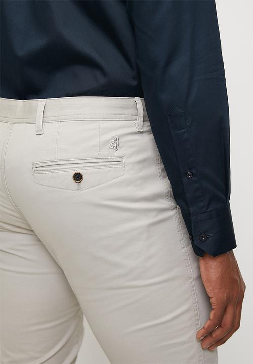 Pringle of Scotland - Jorge tailored fit chinos - stone