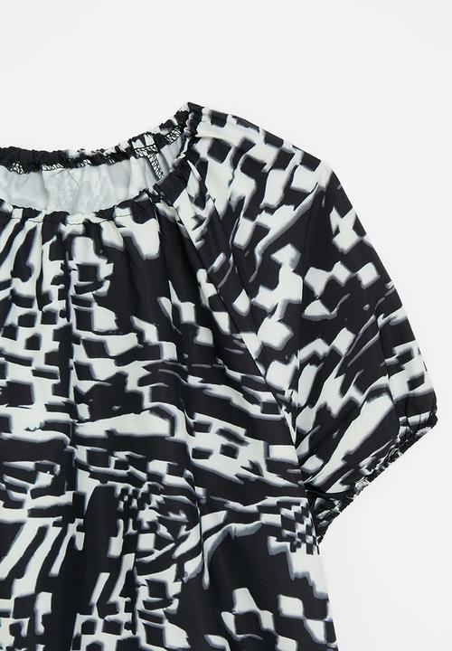 Pop Candy - Puff sleeve dress - black & white
