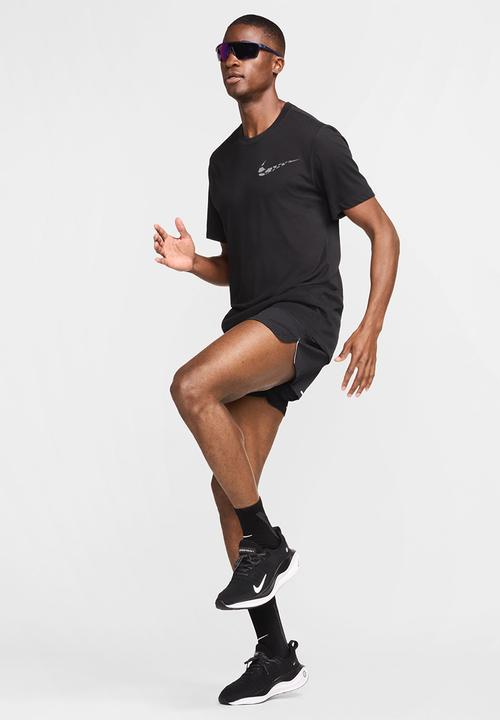 Nike - Nike Men's Dri-FIT Run Division Tee - black